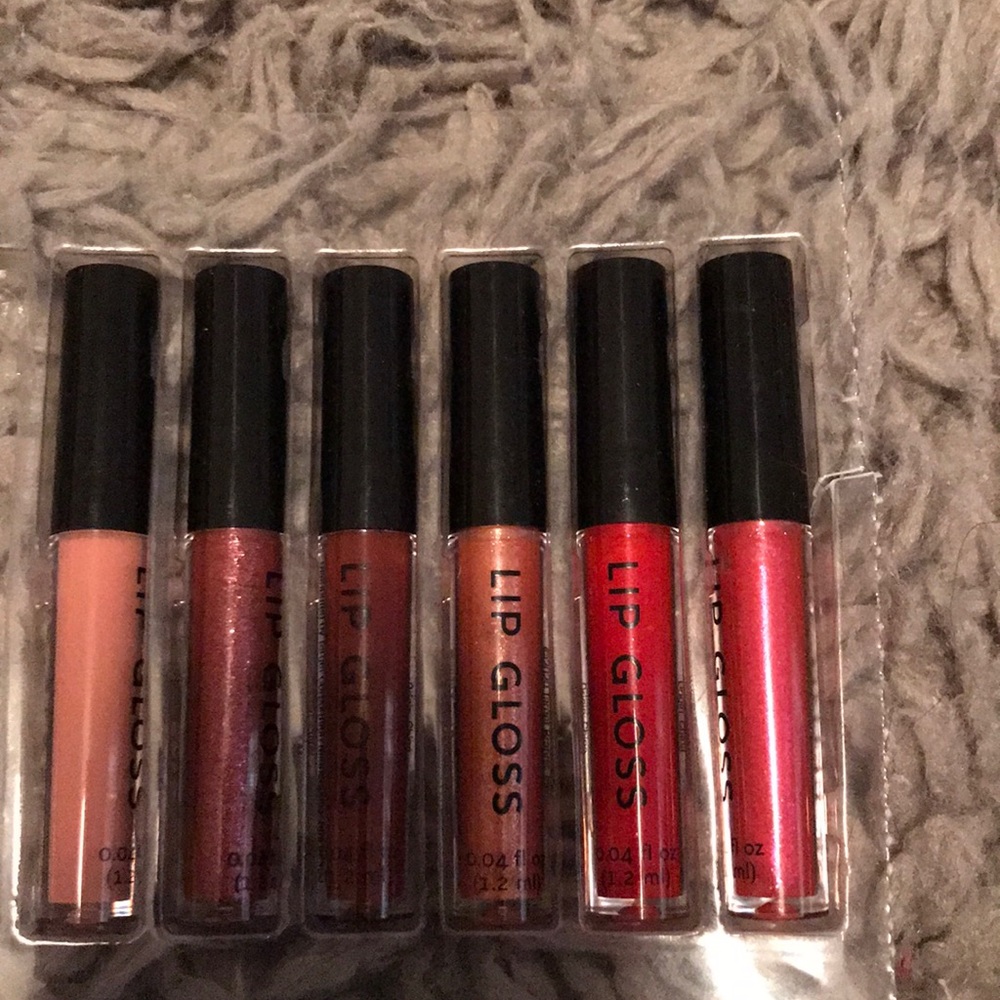 lip gloss